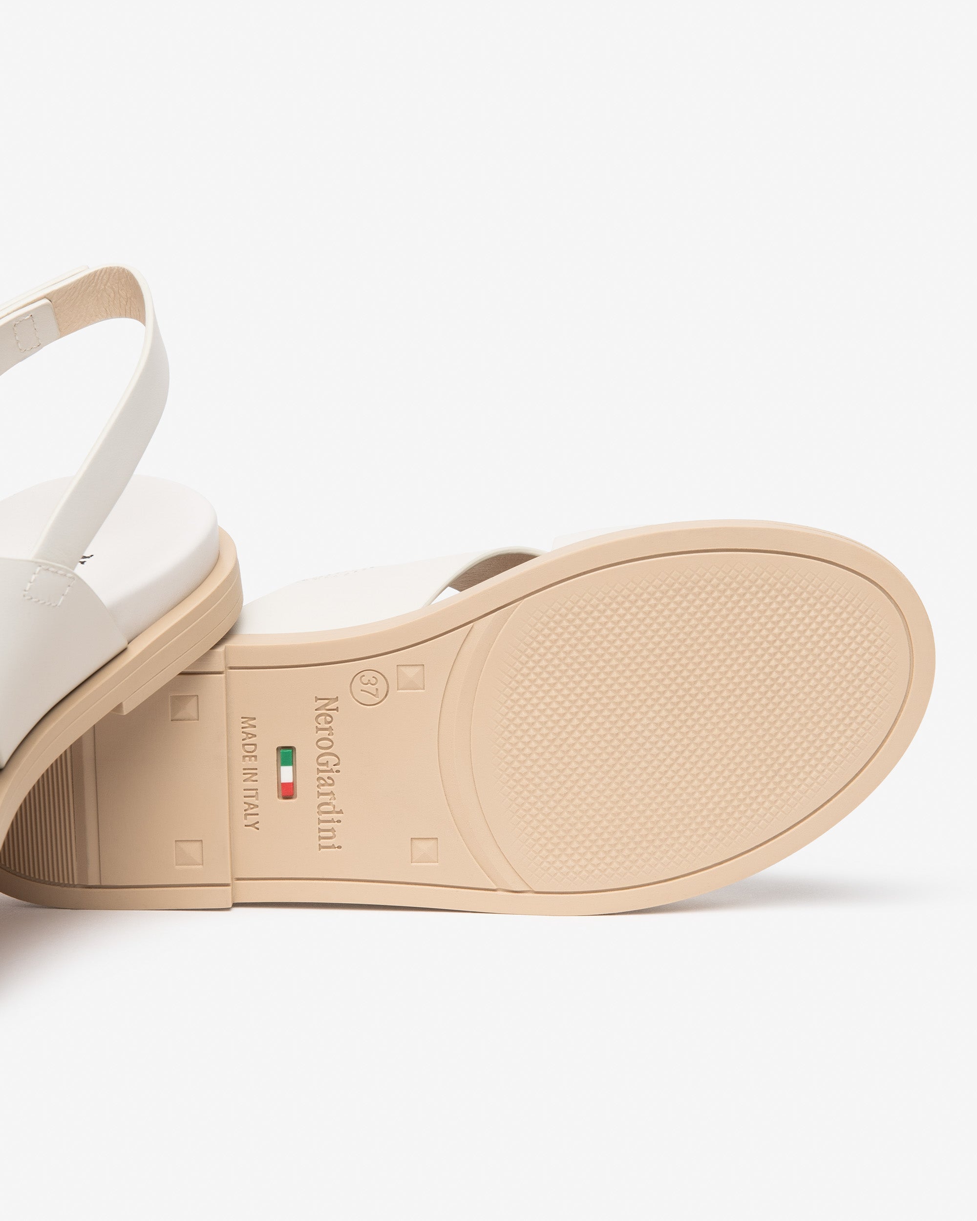  Damen-Ledersandalen