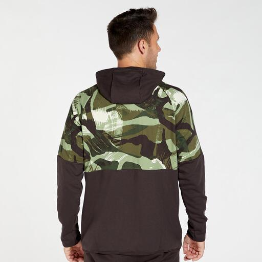Nike Taper