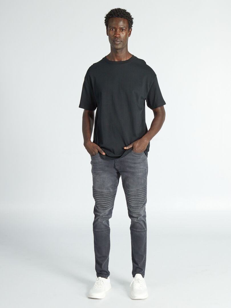 Calça jeans skinny estilo motociclista - PRETA
