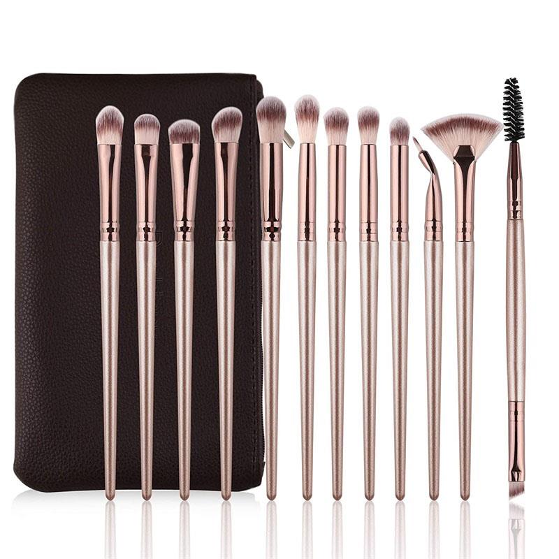 Ensemble de 12 pinceaux de maquillage pour les yeux Daubigny, comprenant des pinceaux professionnels pour fards à paupières, correcteurs, sourcils, fond de teint, poudres, liquides et crèmes, avec pochette de transport (Or champagne).