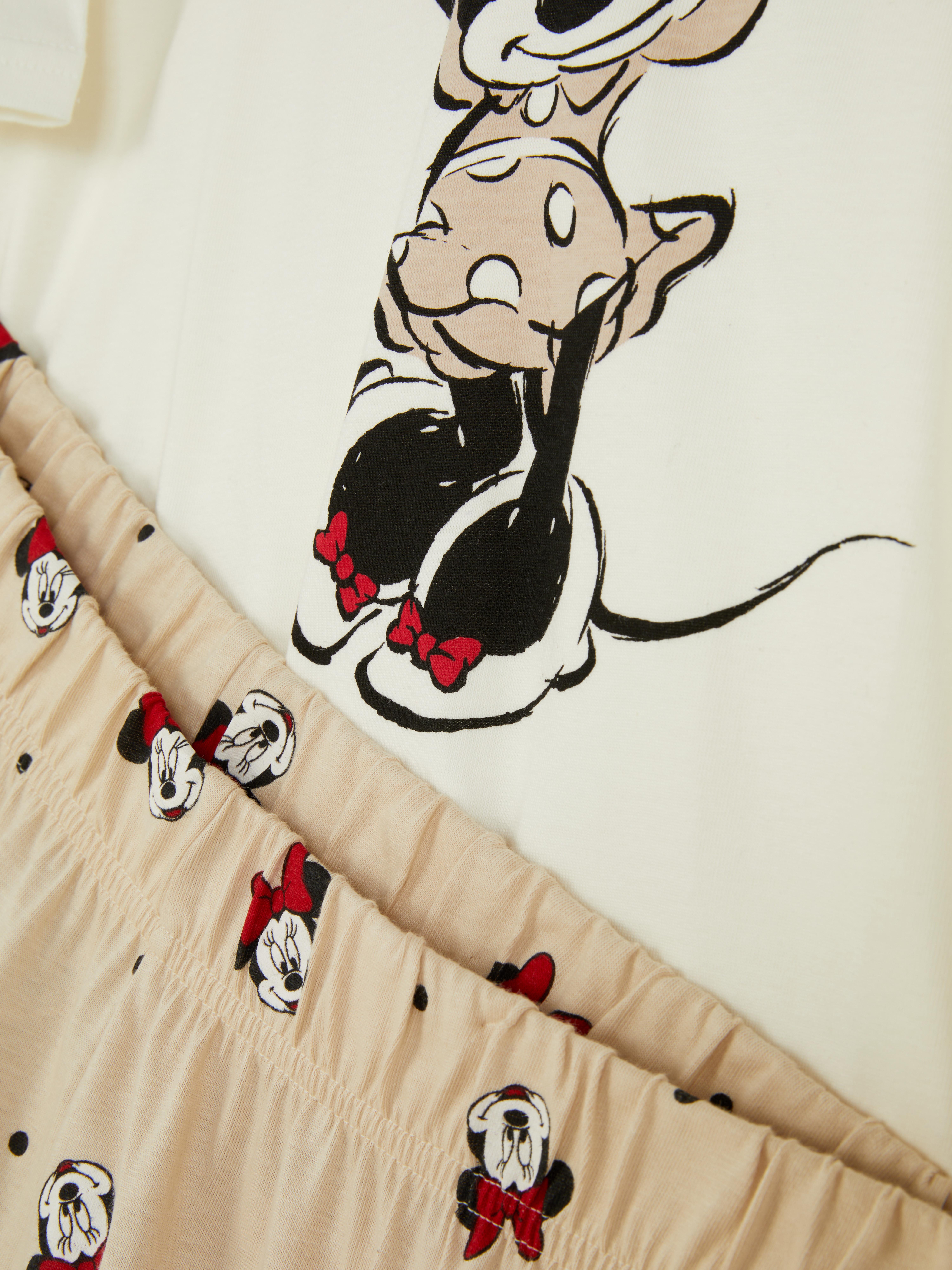 Pijamale Disney Stitch și Angel Cei mai buni prieteni Stitch și Angel decorează aceste pijamale Disney din bumbac pentru un aspect jucăuș.