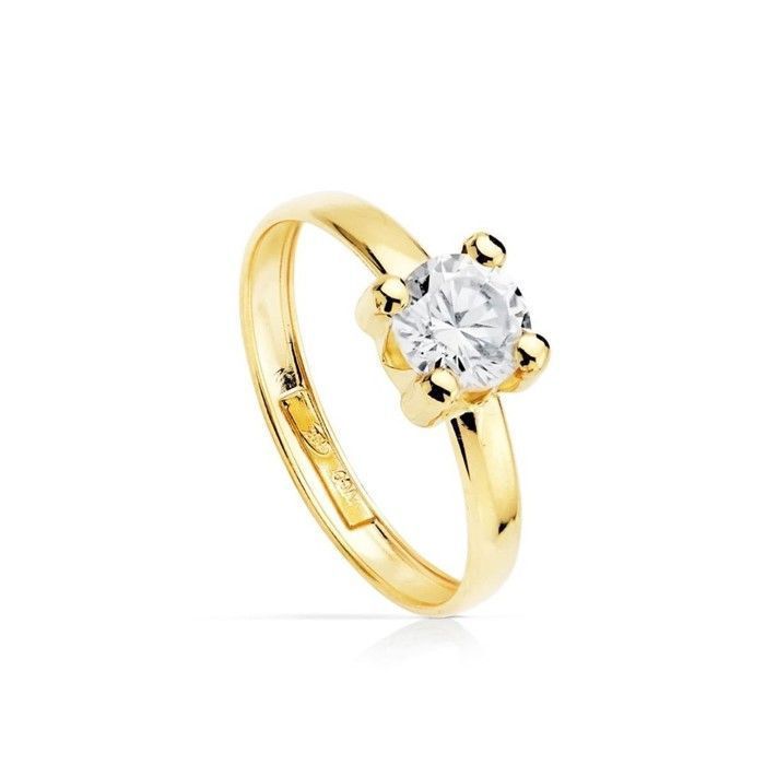 Bague solitaire en or 18 carats avec zircon cubique au centre et quatre griffes, 6 x 6 mm, largeur du corps 2,7 mm.