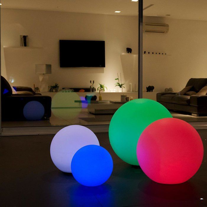 Boule lumineuse flottante - LUMISKY - BOBBY C40 - LED multicolore dimmable - Télécommande - Recharge induction - Ø40 cm