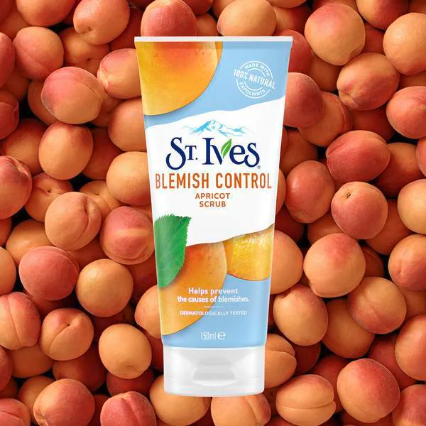 Scrub viso all'albicocca St. Ives Blemish Control 150ml