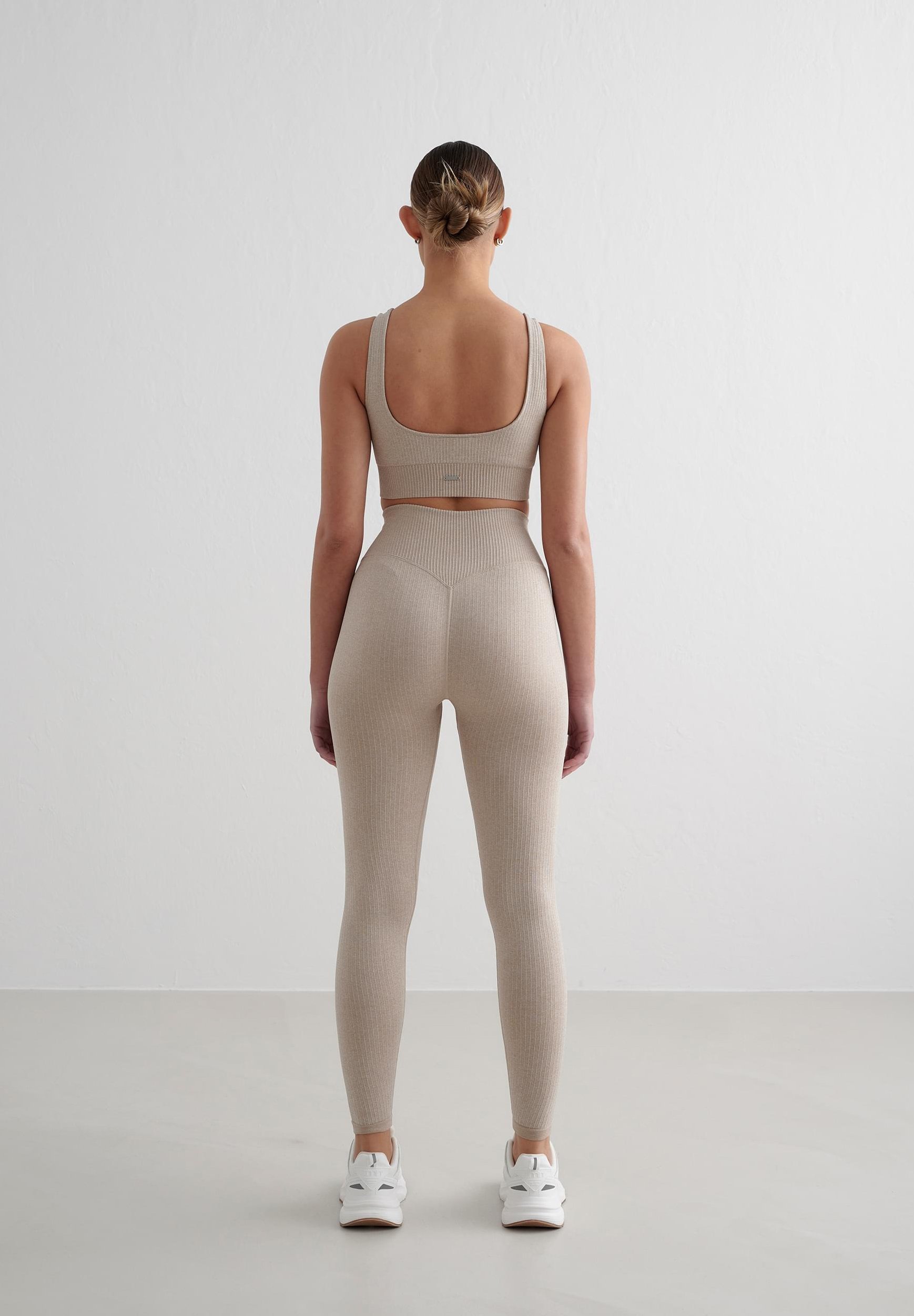 aim'n® RIBBED SEAMLESS - Sportbeha met gemiddelde ondersteuning - beige