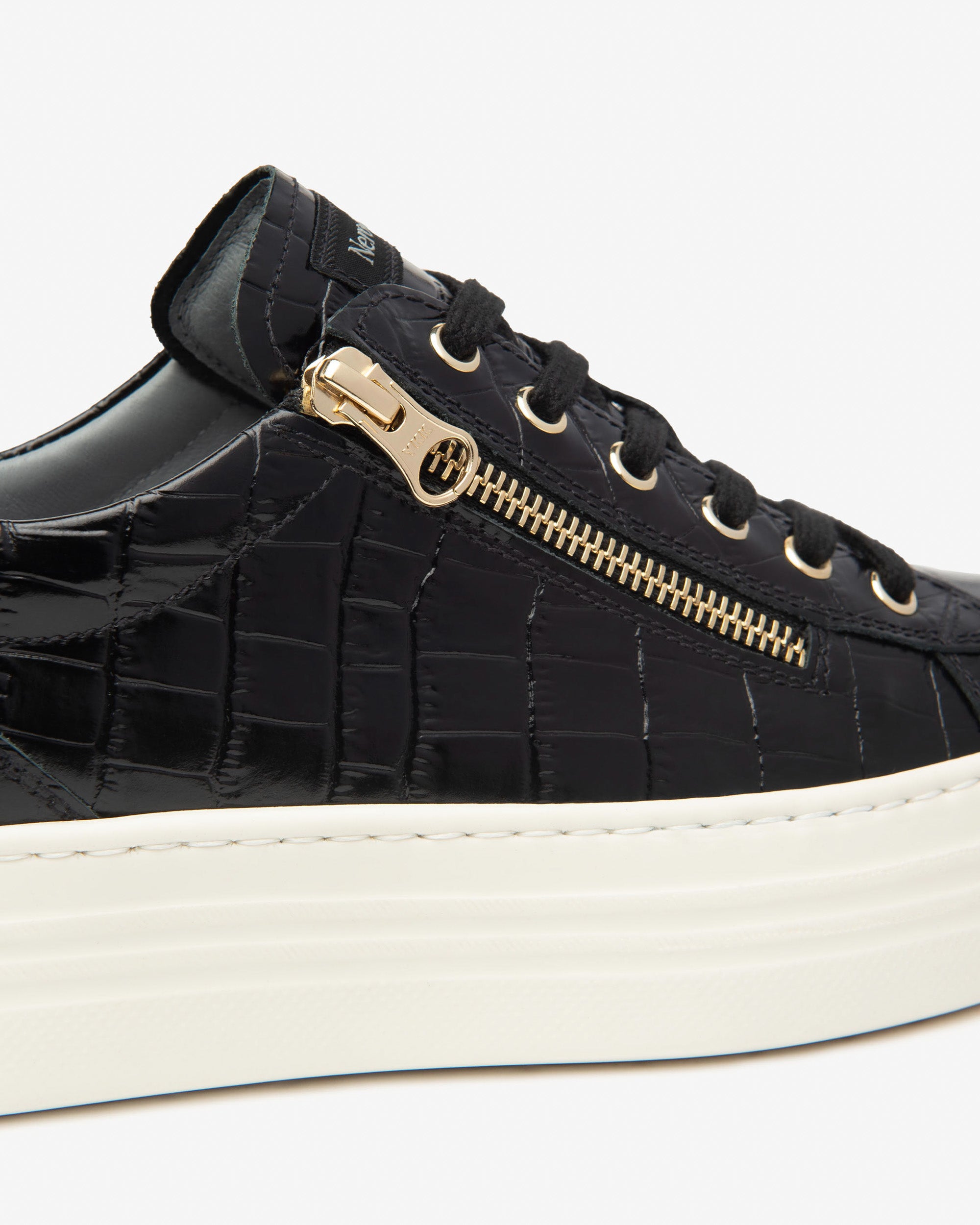  Damen-Sneaker aus Leder und Funktionsmaterial