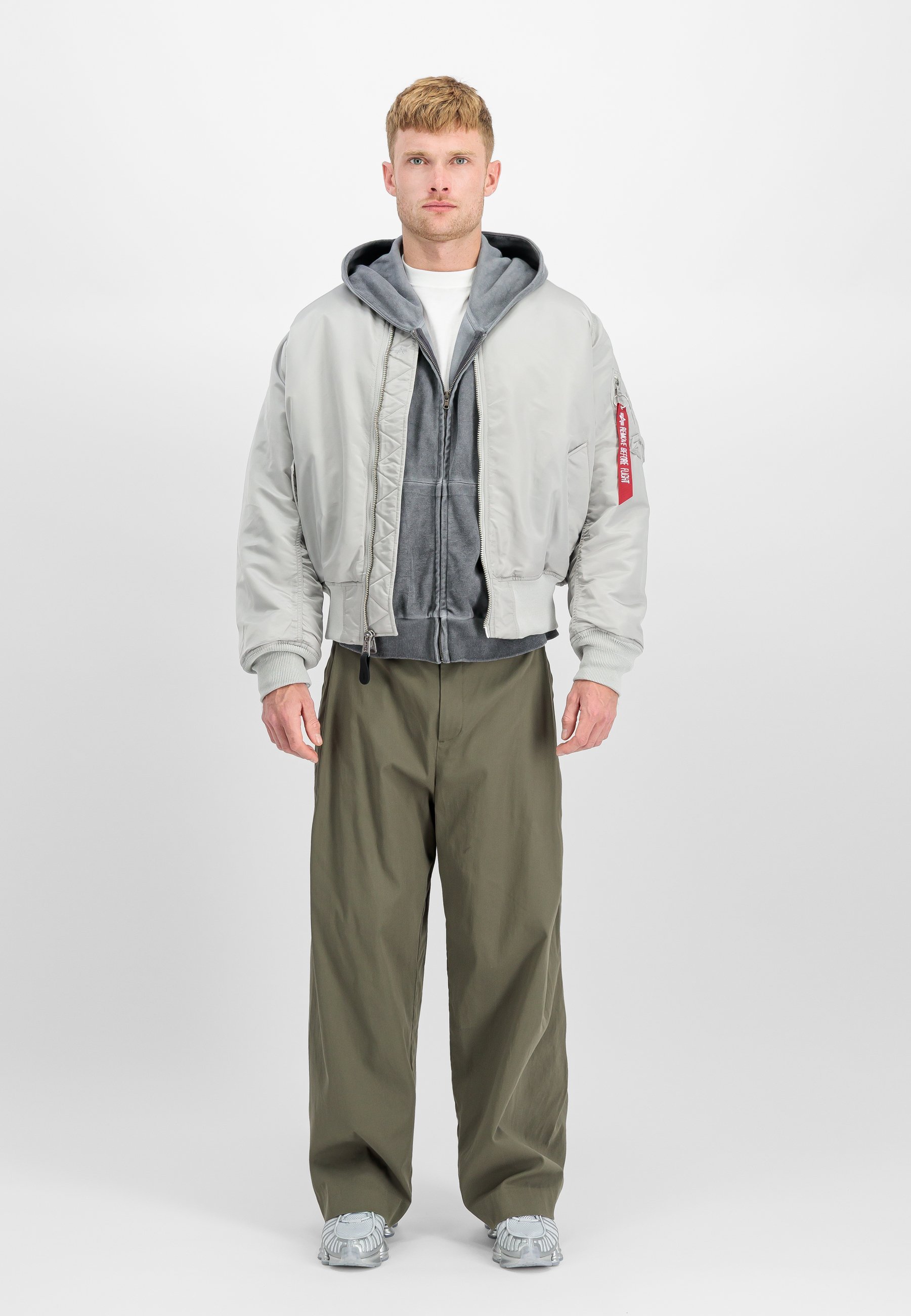 Alpha Industries HERITAGE - Bomberjack - pastelgrijs