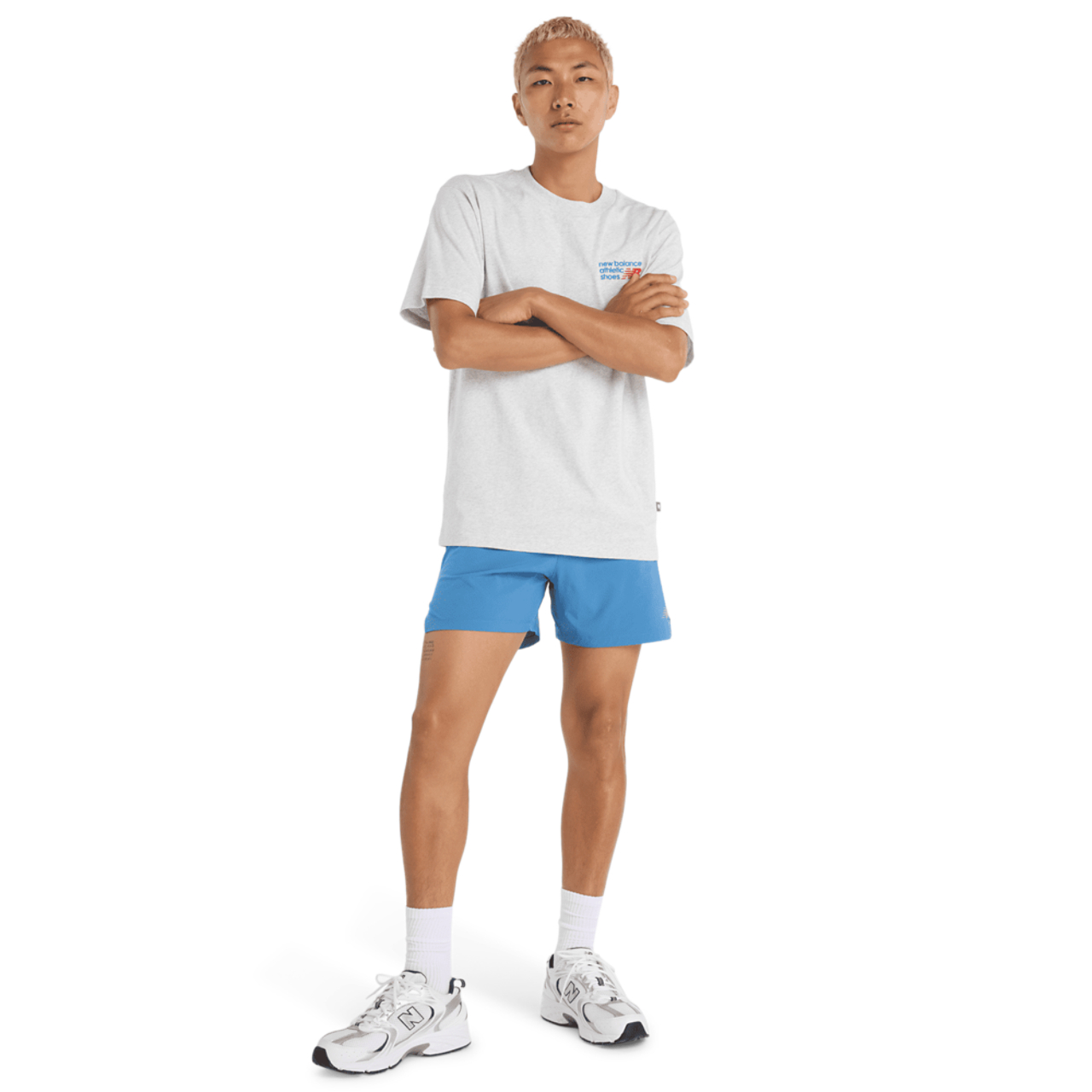 New Balance Athletics Premium -logollinen t-paita