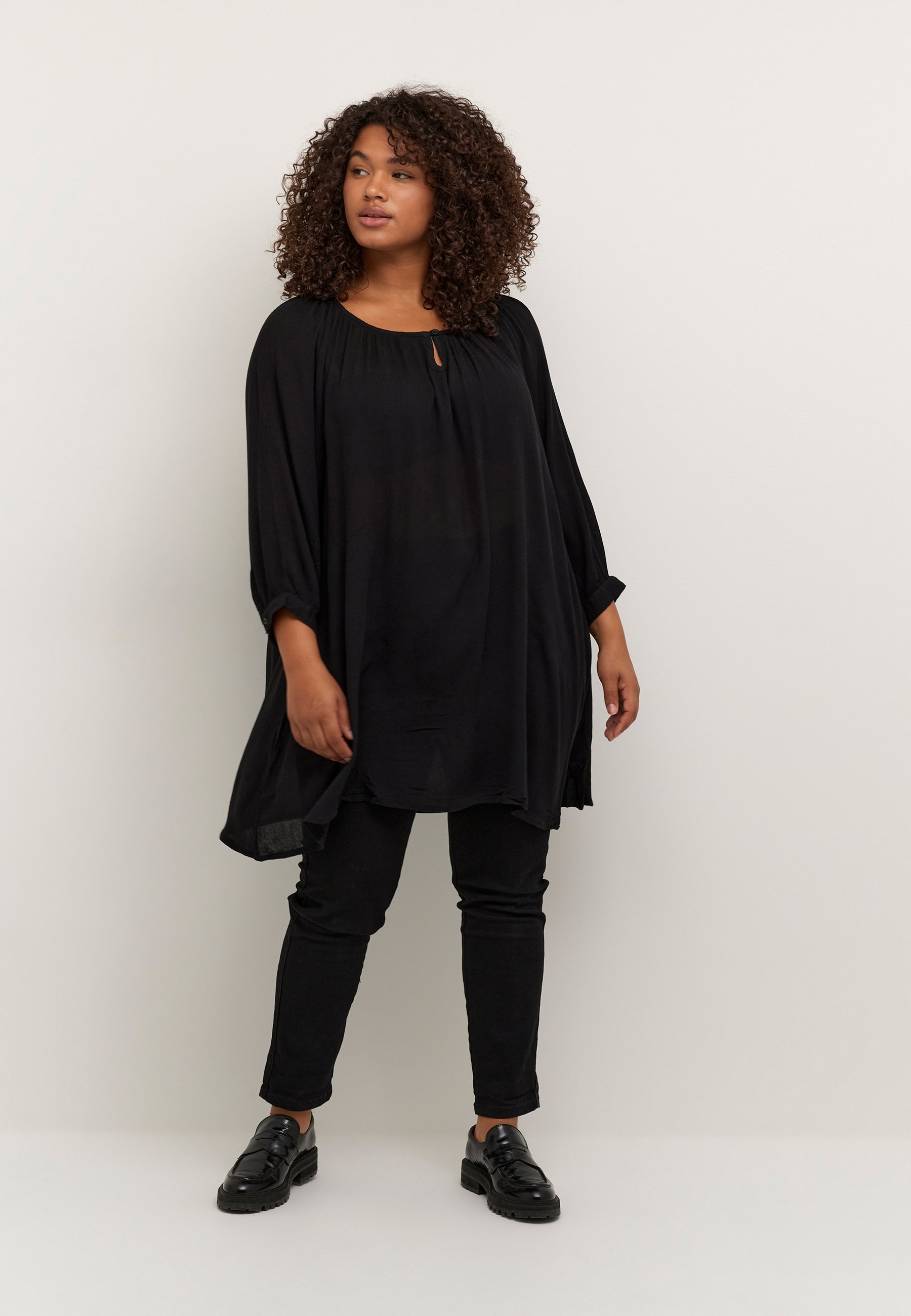 Kaffe Curve tuunika - sügavmust