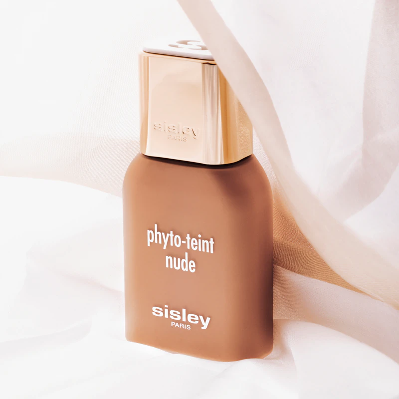 Освітлююча та зволожуюча тональна основа Sisley Phyto-Teint Nude для природного вигляду
