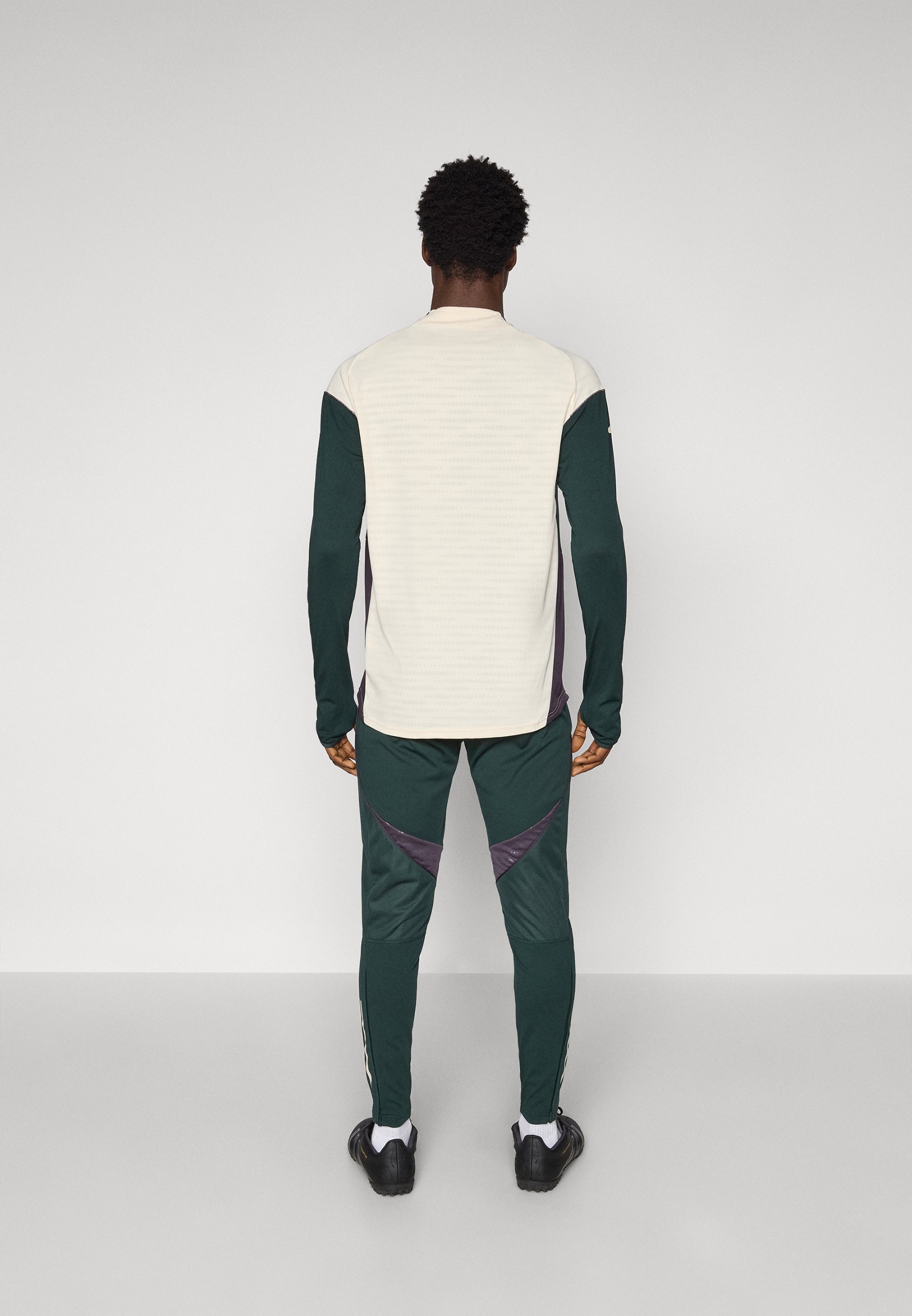 Pantalon adidas Performance JUVENTUS - Tenue de club - Vert anthracite