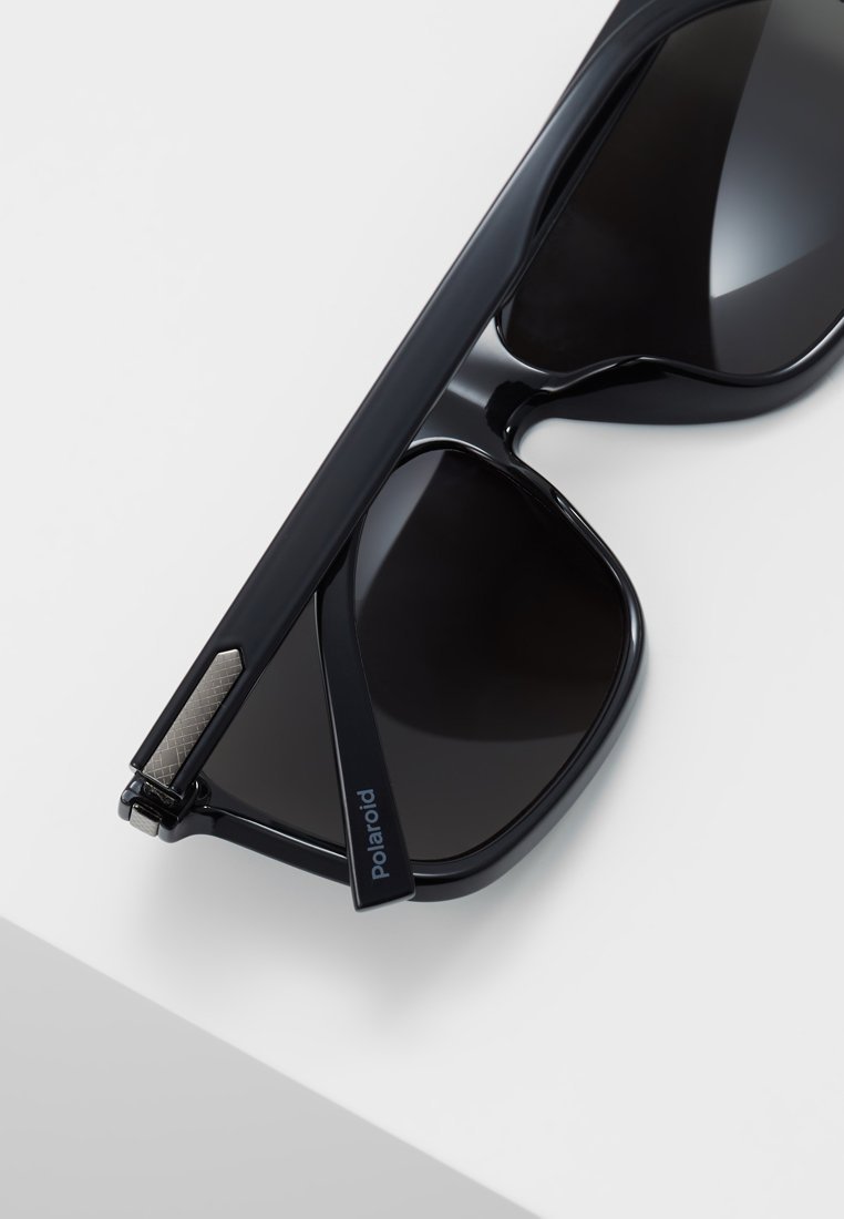 Polaroid Sonnenbrille – schwarz