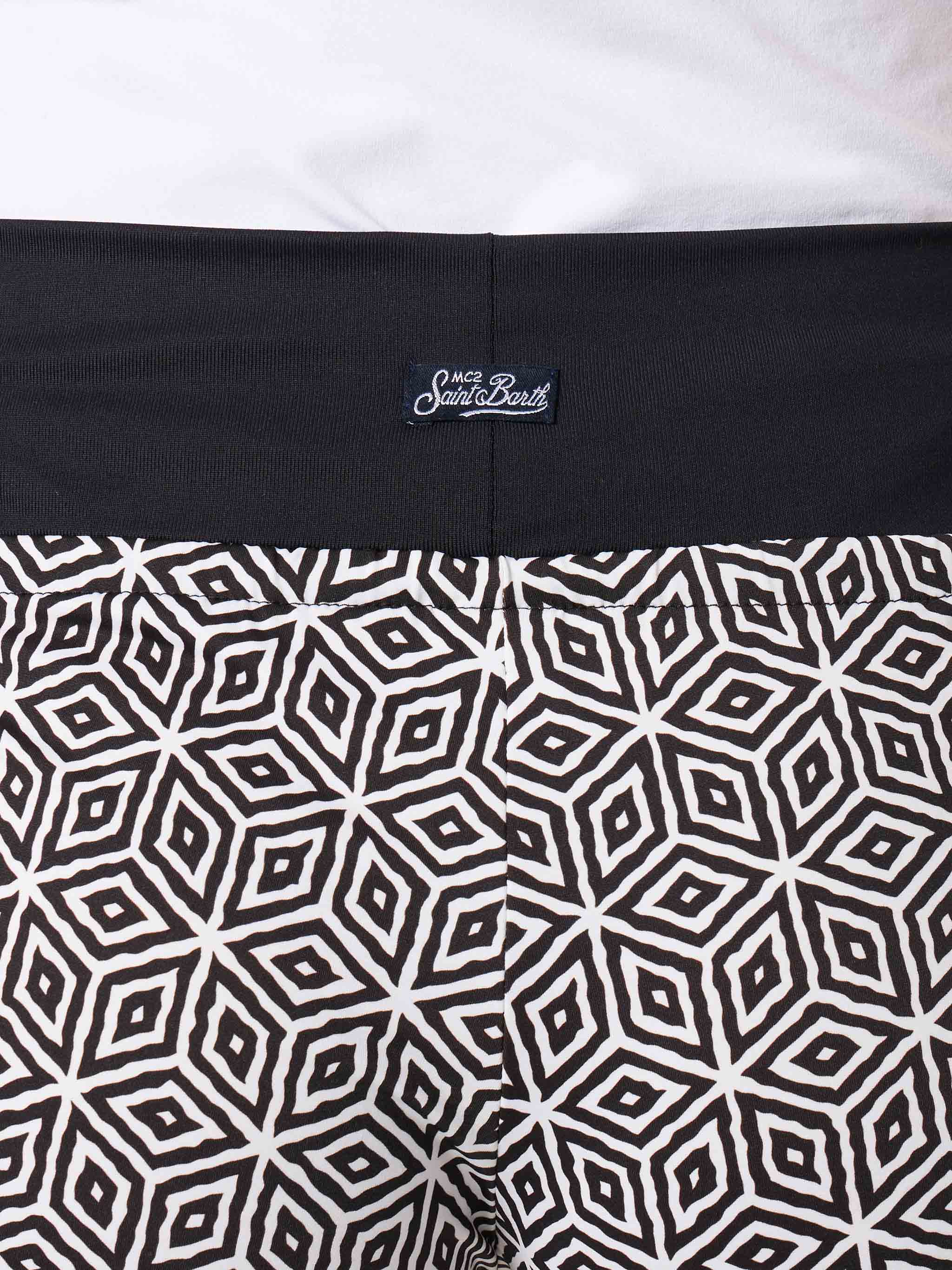 Damen-Badeshorts mit geometrischem Muster