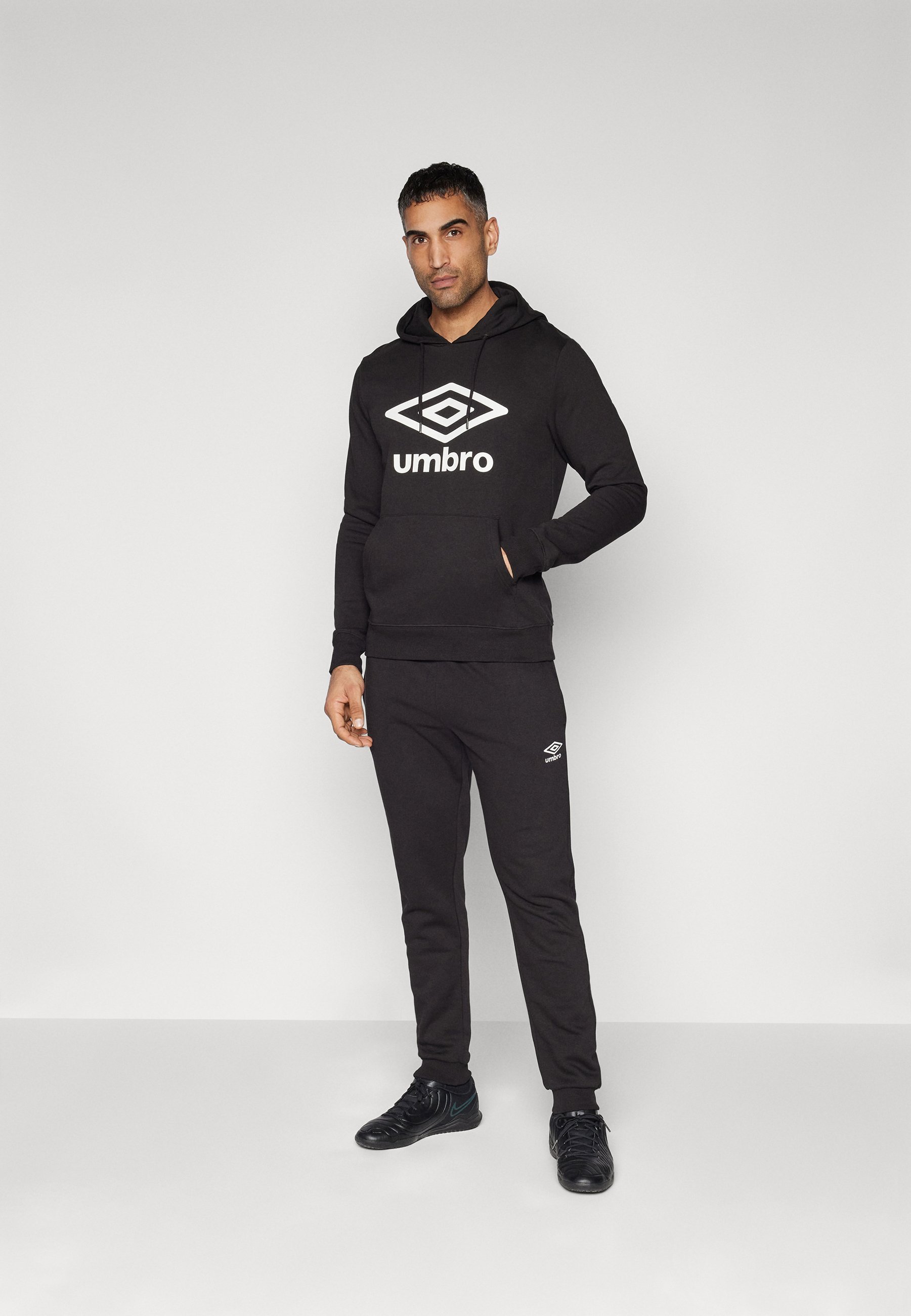 Umbro TEAM HOODIE - Hoodie - zwart/wit