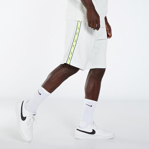 Nike Repeat