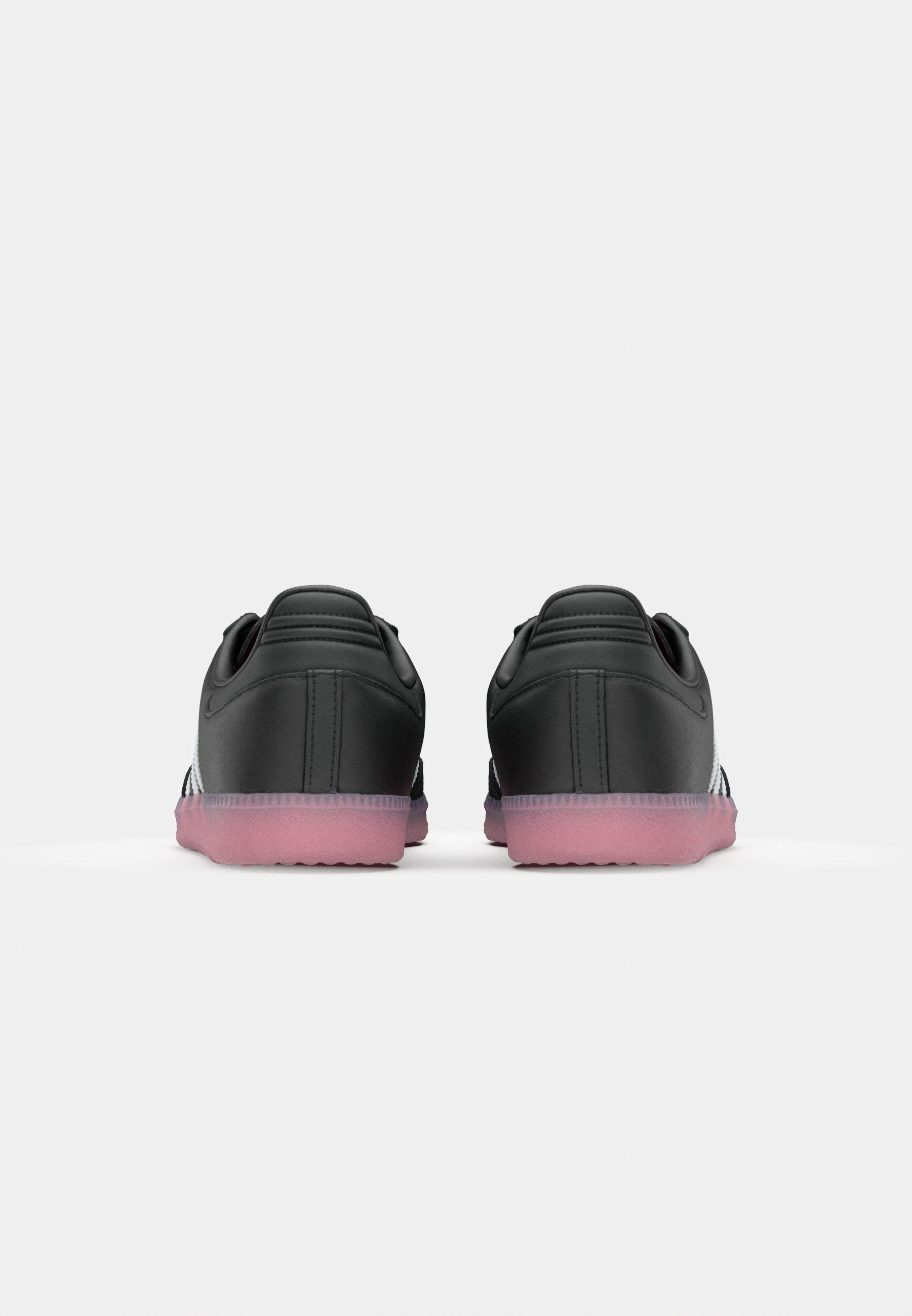 adidas Originals SAMBA LICENSED UNISEX - Sisejalgpallisaapad - must/valge/roosa