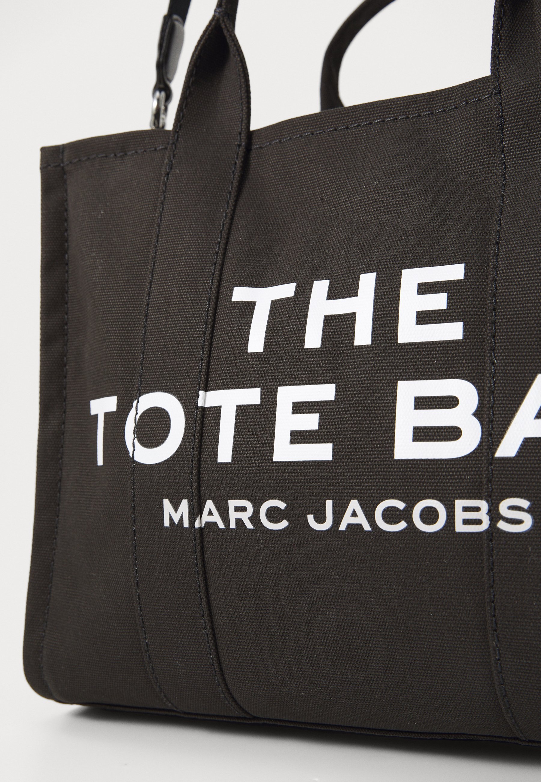 MARC JACOBS THE MEDIUM TOTE - Geantă de mână - black
