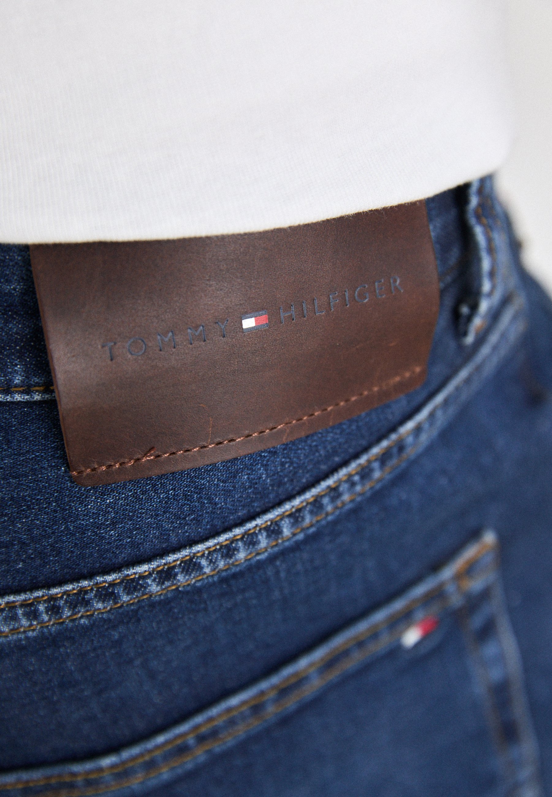 Tommy Hilfiger CORE HARLEM - Traperice ravnog kroja - kraljevsko plava