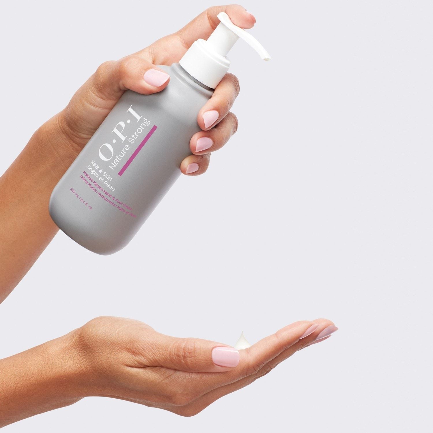 OPI Nature Strong rankų ir pėdų kremas – 250 ml