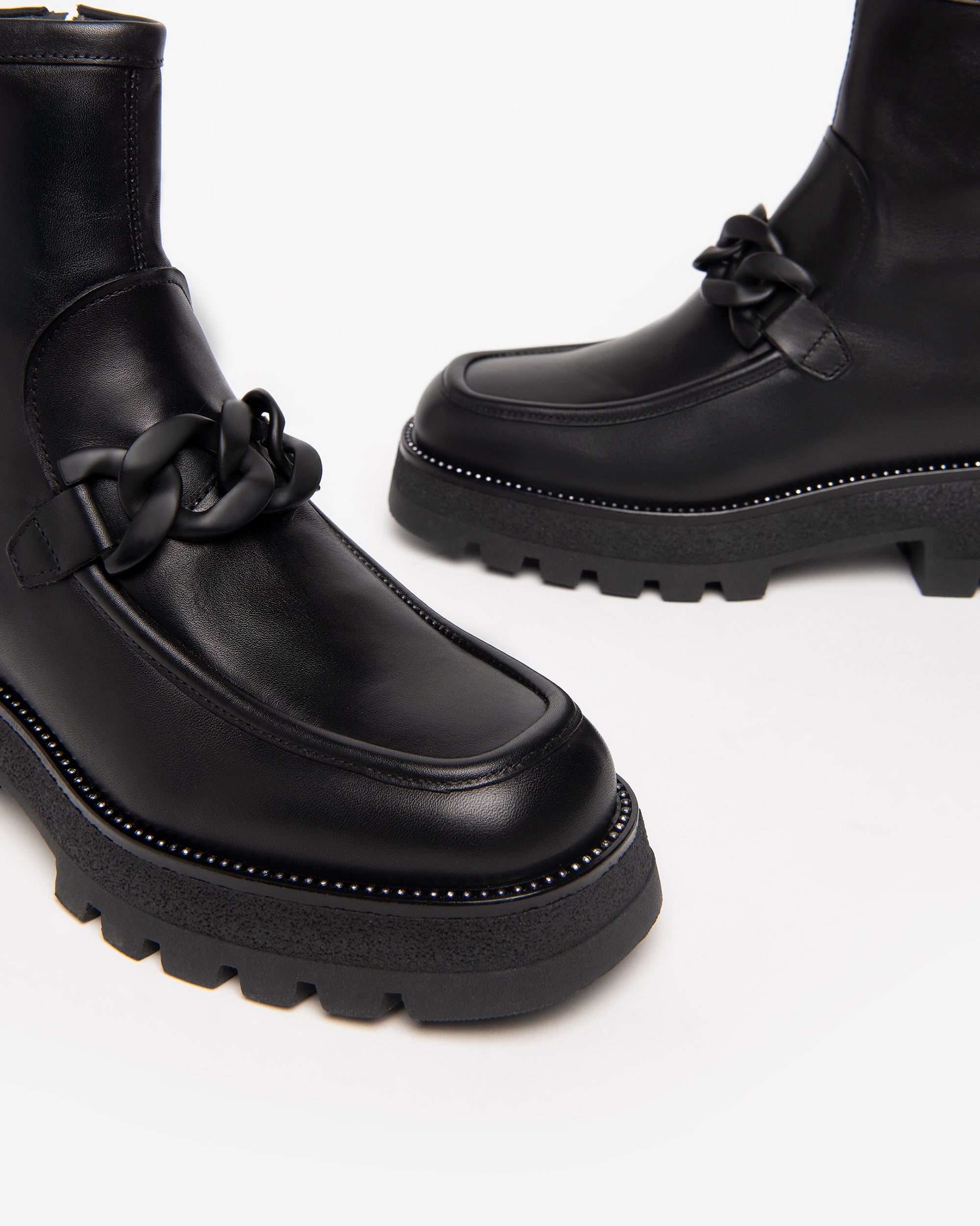  Damen-Ankle-Boots aus Leder