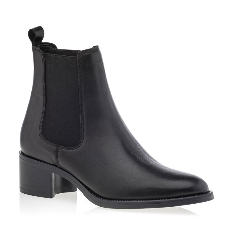 Schwarze Damenstiefel / Stiefeletten
