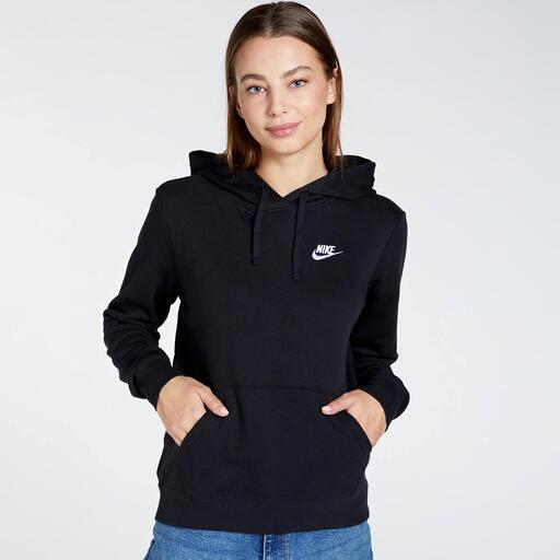 Nike Sportswear Club