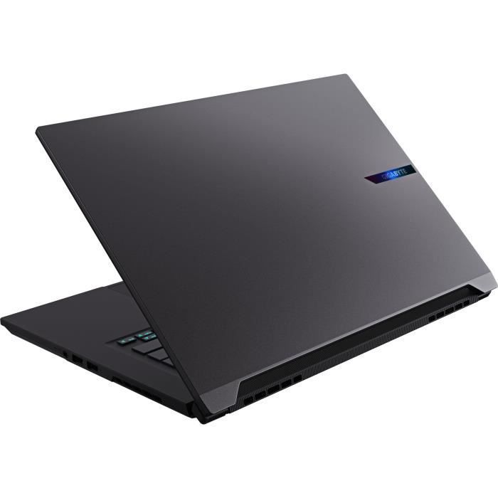 GIGABYTE AERO