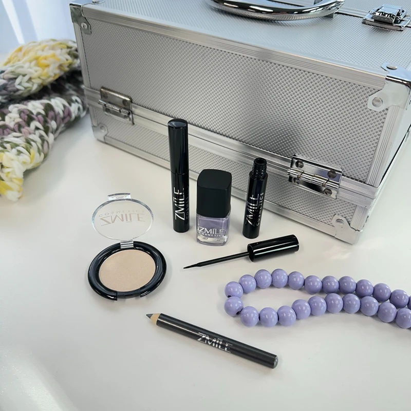 ZMILE COSMETICS Kozmetični etui My Treasure Case