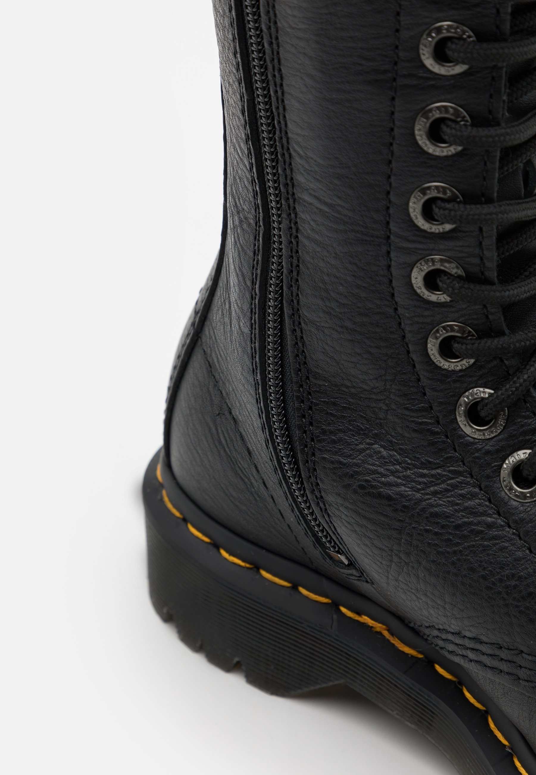Dr. Martens 1B60 BEX - Platformlaarzen - zwart pisa