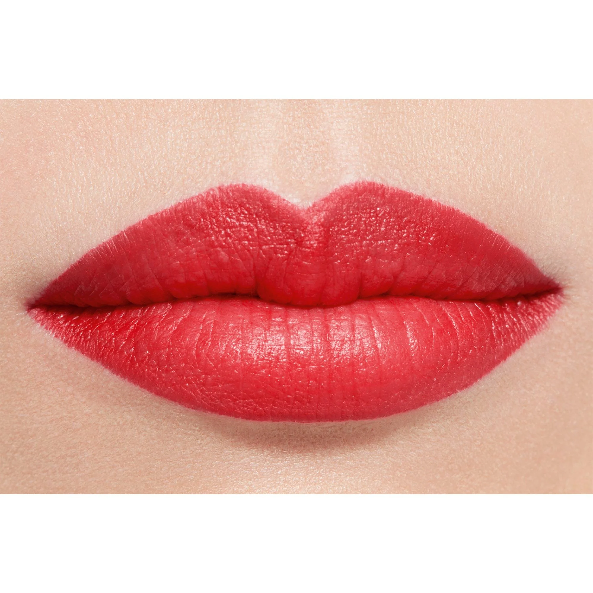 ROUGE ALLURE VELVET - IL ROSSETTO VELLUTATO LUMINOSO