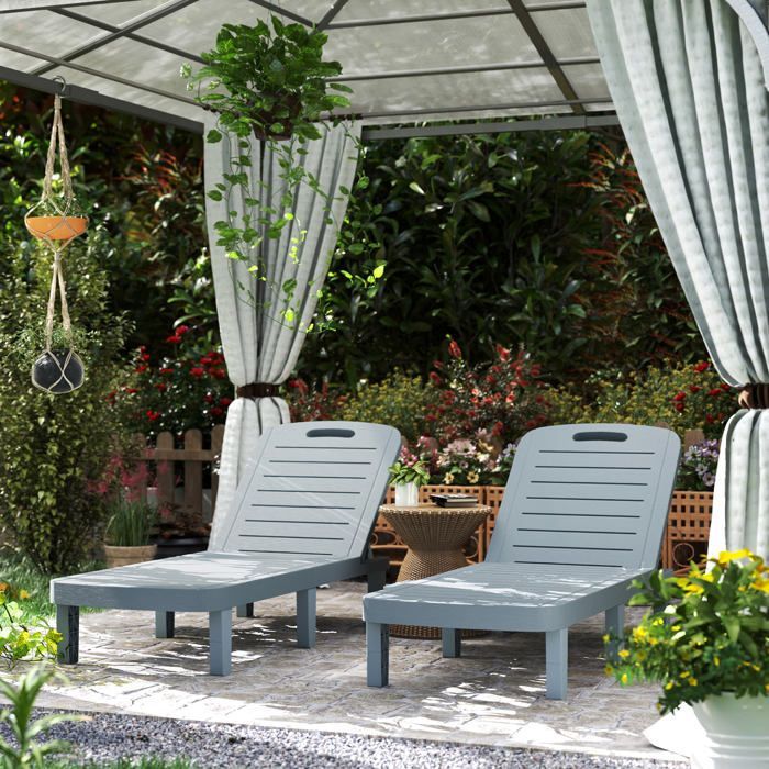 Set di 2 lettini prendisole - Outsunny - reclinabili - con piattaforme retrattili - superficie effetto legno - 62 x 158 x 88 cm - grigio