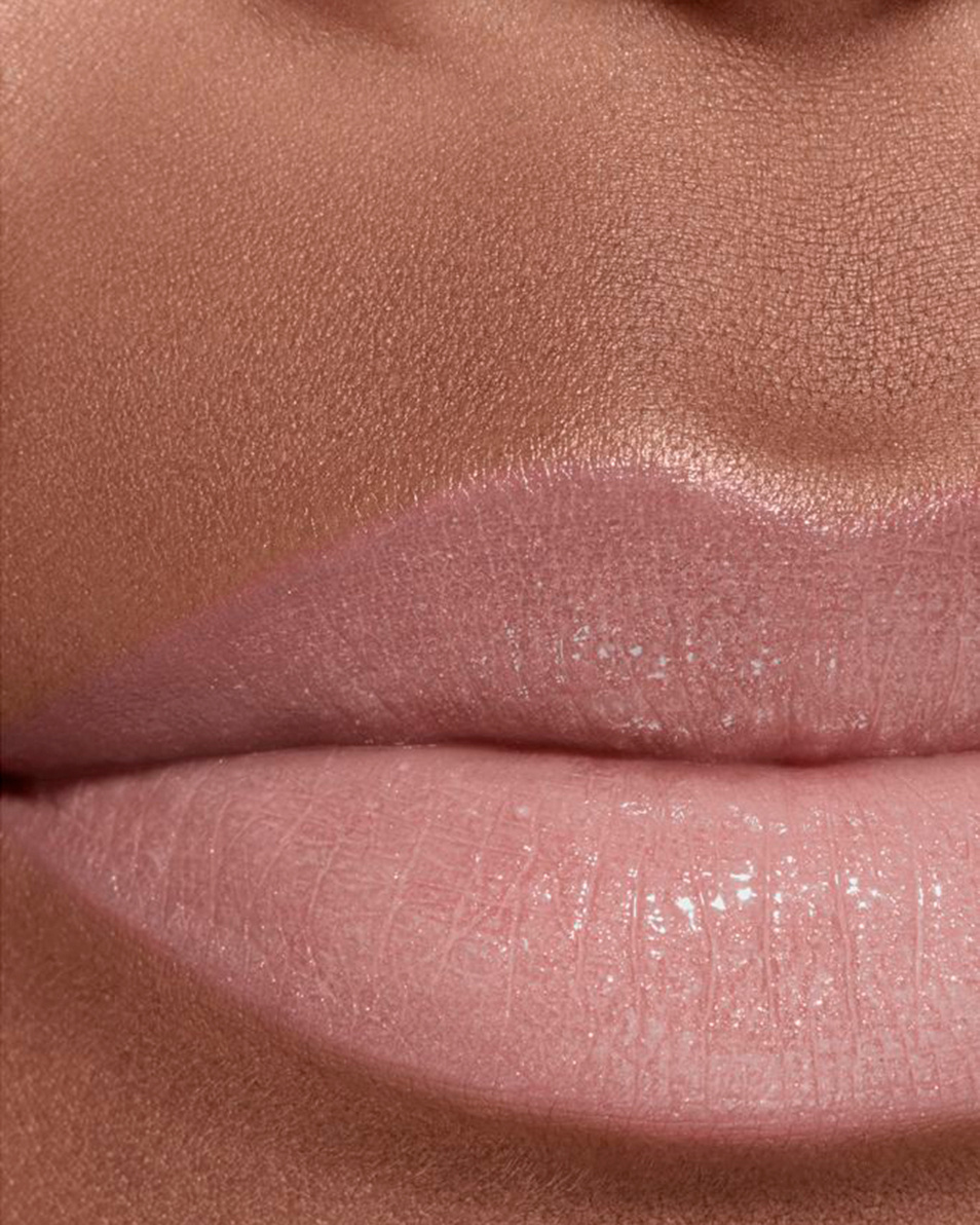 Balsam hidratant colorat Chanel Rouge Coco Baume, cu intensitate personalizată, pentru buze care arată mai frumos zi după zi