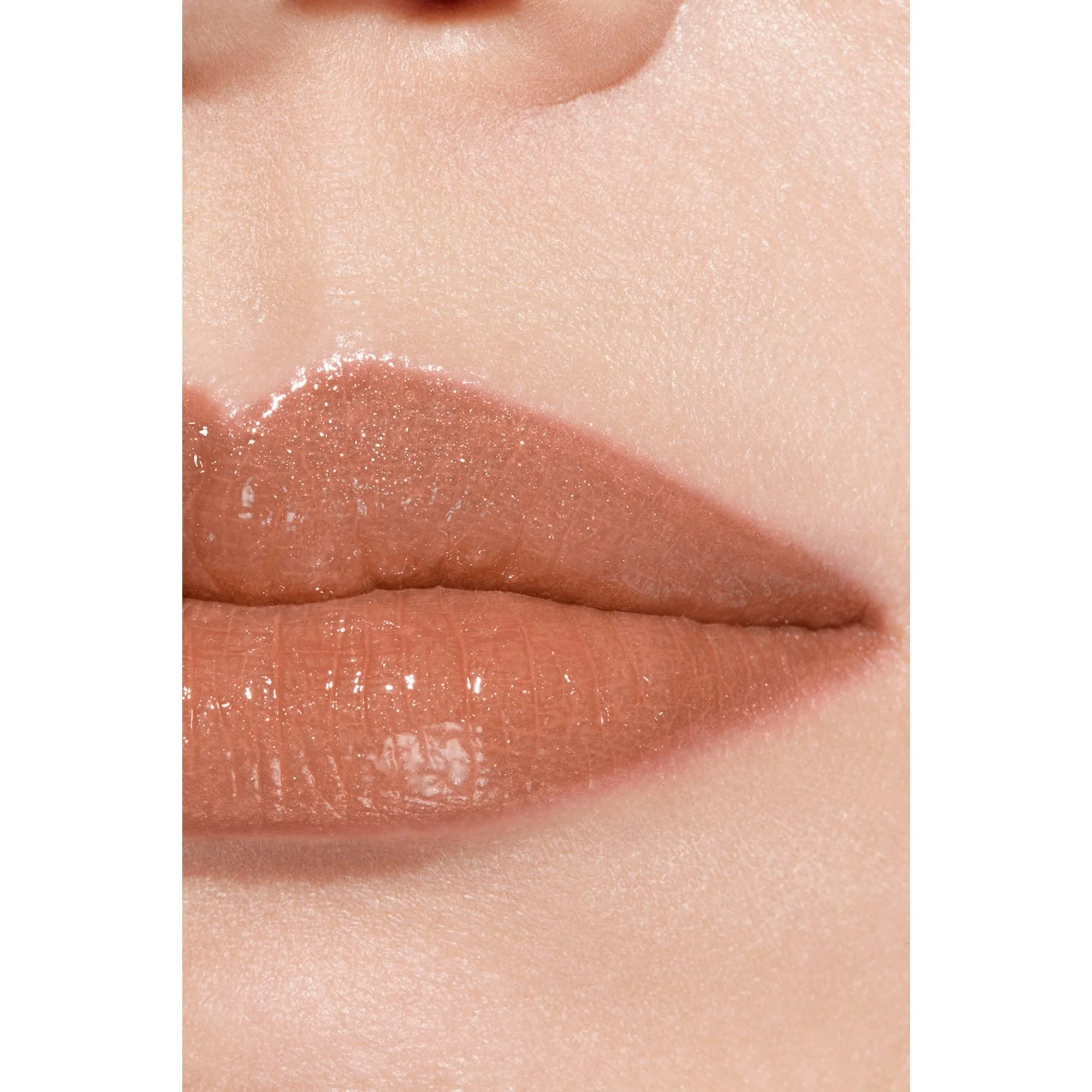 ROUGE COCO FLASH - COLORE, BRILLANTEZZA E INTENSITÀ IN UN FLASH