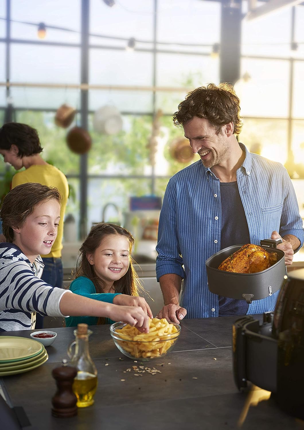 Philips Premium Airfryer XXL mit Fettentfernungstechnologie, 1,4 kg/7 l, Schwarz, HD9650/96