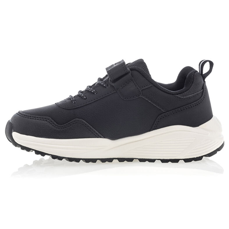 Körbe / Turnschuhe Garcon Noir