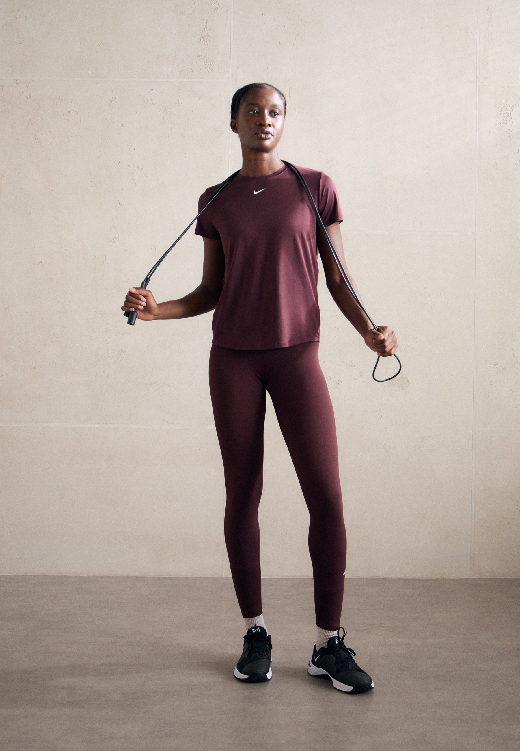 Nike Performance ONE CLASSIC - Sport T-shirt - bordeauxrood
