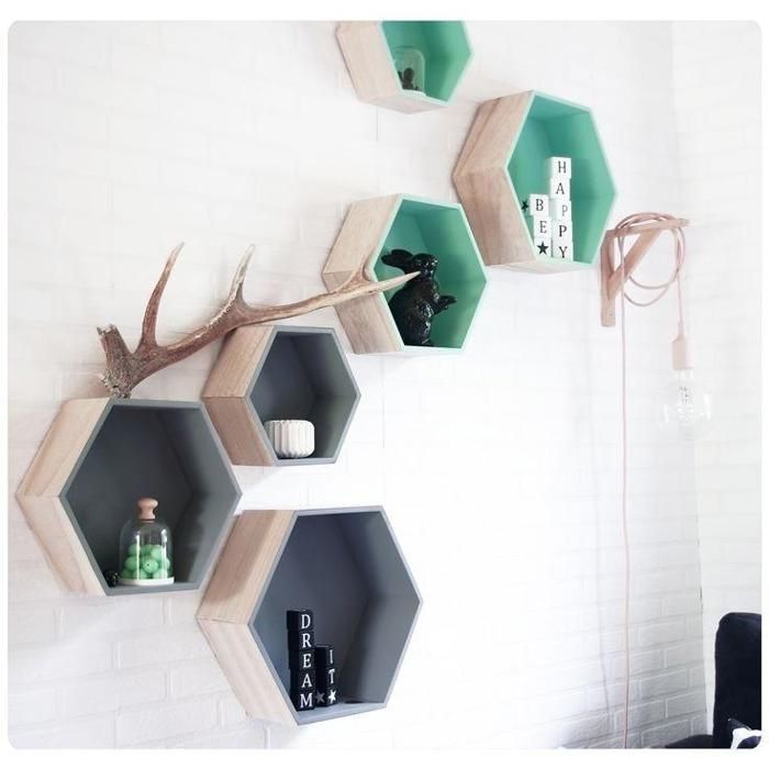 3 estantes hexagonales de madera