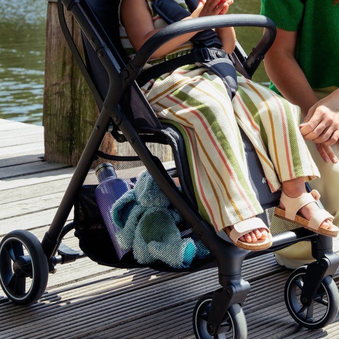 Bebeconfort Azur, poussette canne compacte, 0-3 ans (15 kg), pliage automatique à une main, panier spacieux, Mineral Graphite