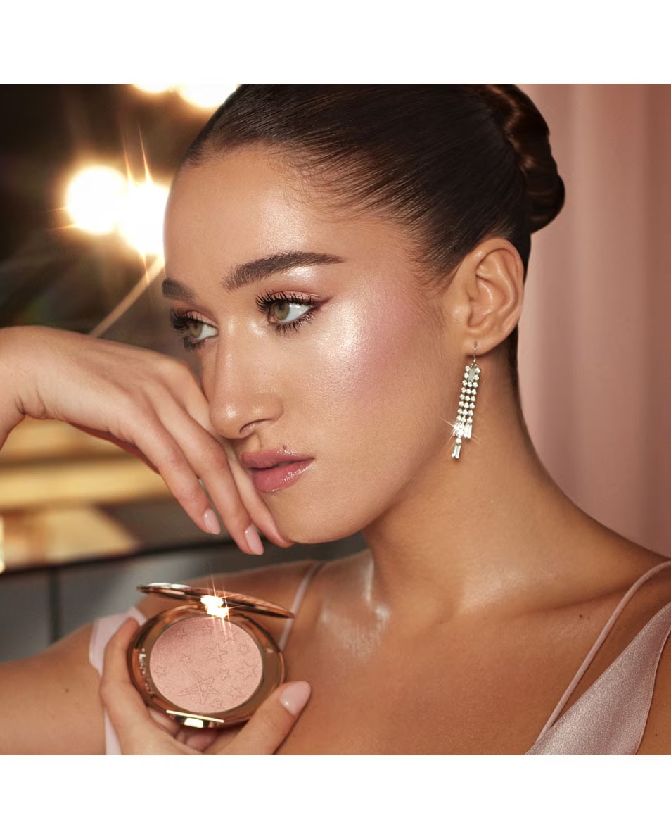 CHARLOTTE TILBURY Hollywood Glow Glide Highlighter