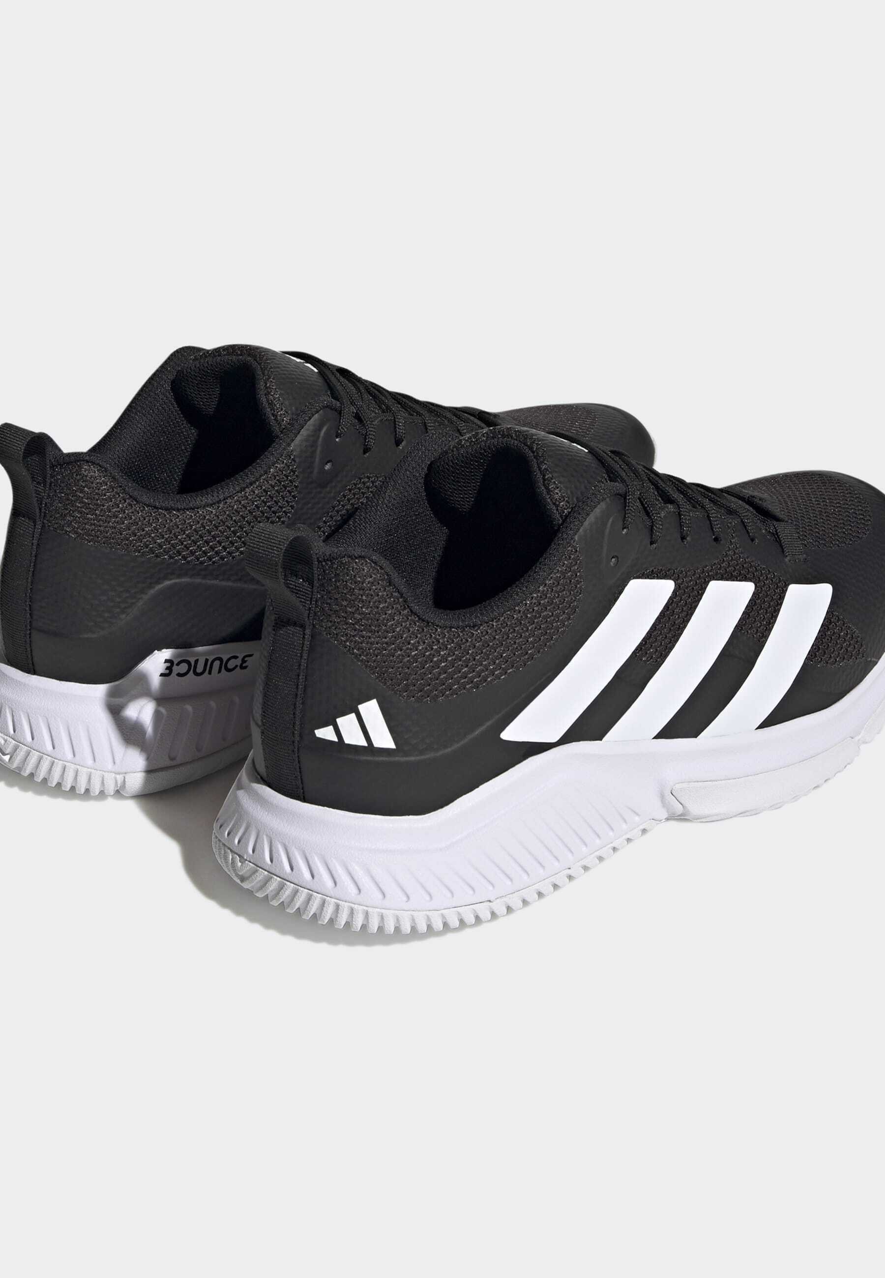 adidas Performance COURT TEAM BOUNCE 2.0 - Tennissko - core black/cloud white