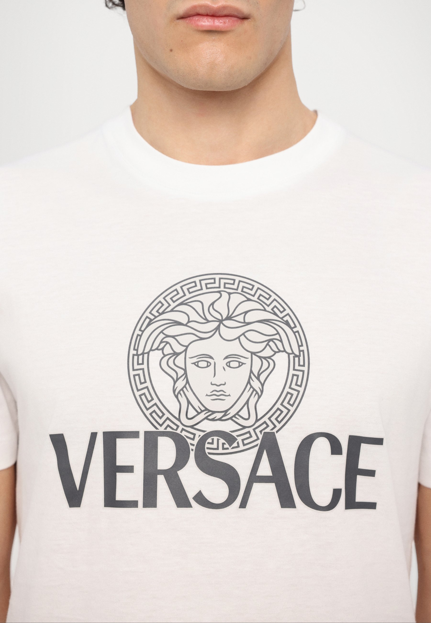 Versace COMPACT PRINT - T-shirt met print - optisch wit