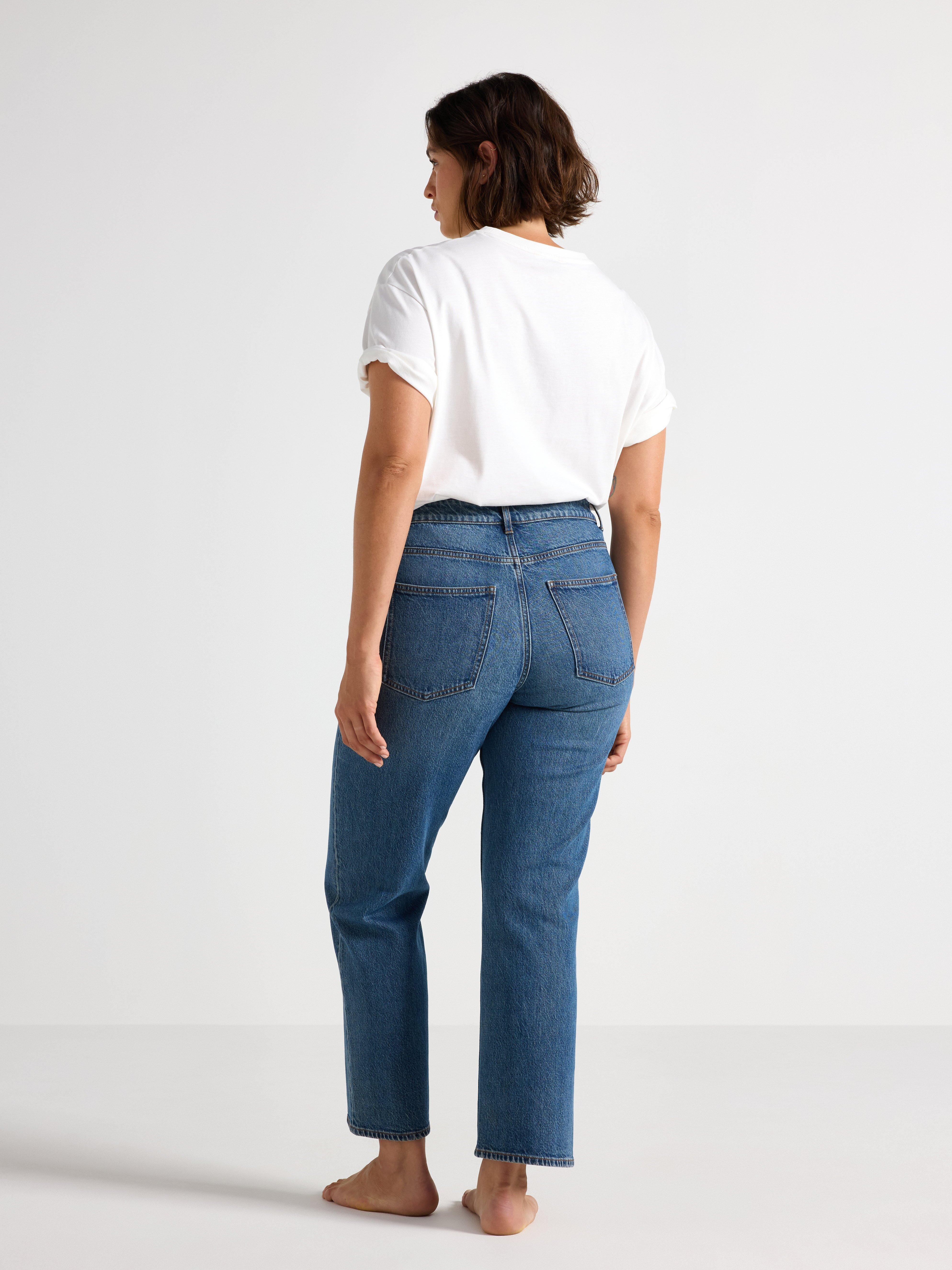 RETT Nea cropped jeans med lett stretch Denimblå