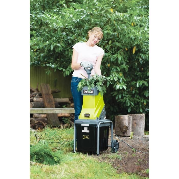 RYOBI - 2500W havekværn - Knivbakke - 45 mm kværnkapacitet - 10:1 kværnforhold - 40L opsamlingsboks - RSH2545B