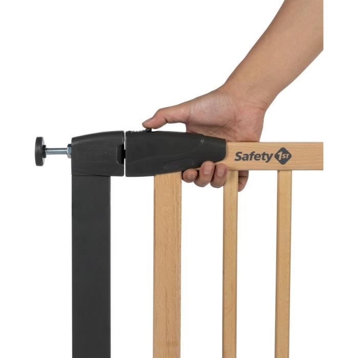 SAFETY 1ST Simply Close Gate, wood & metal, pressure-mounted, 73-80 cm (94 cm with extension), no drilling required, one-hand opening, wood