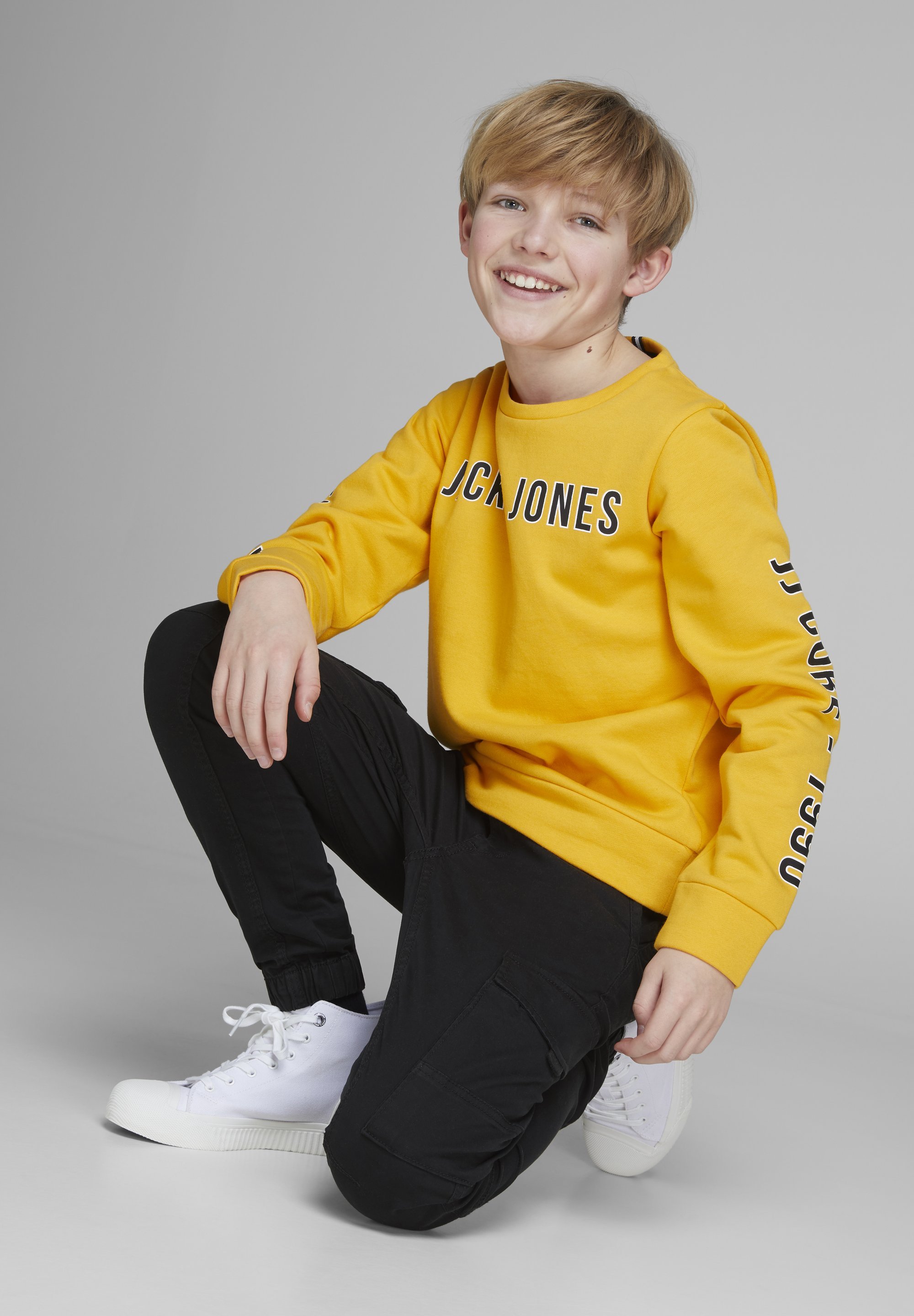 Jack & Jones Junior JJIPAUL JJFLAKE - Cargohose - schwarz