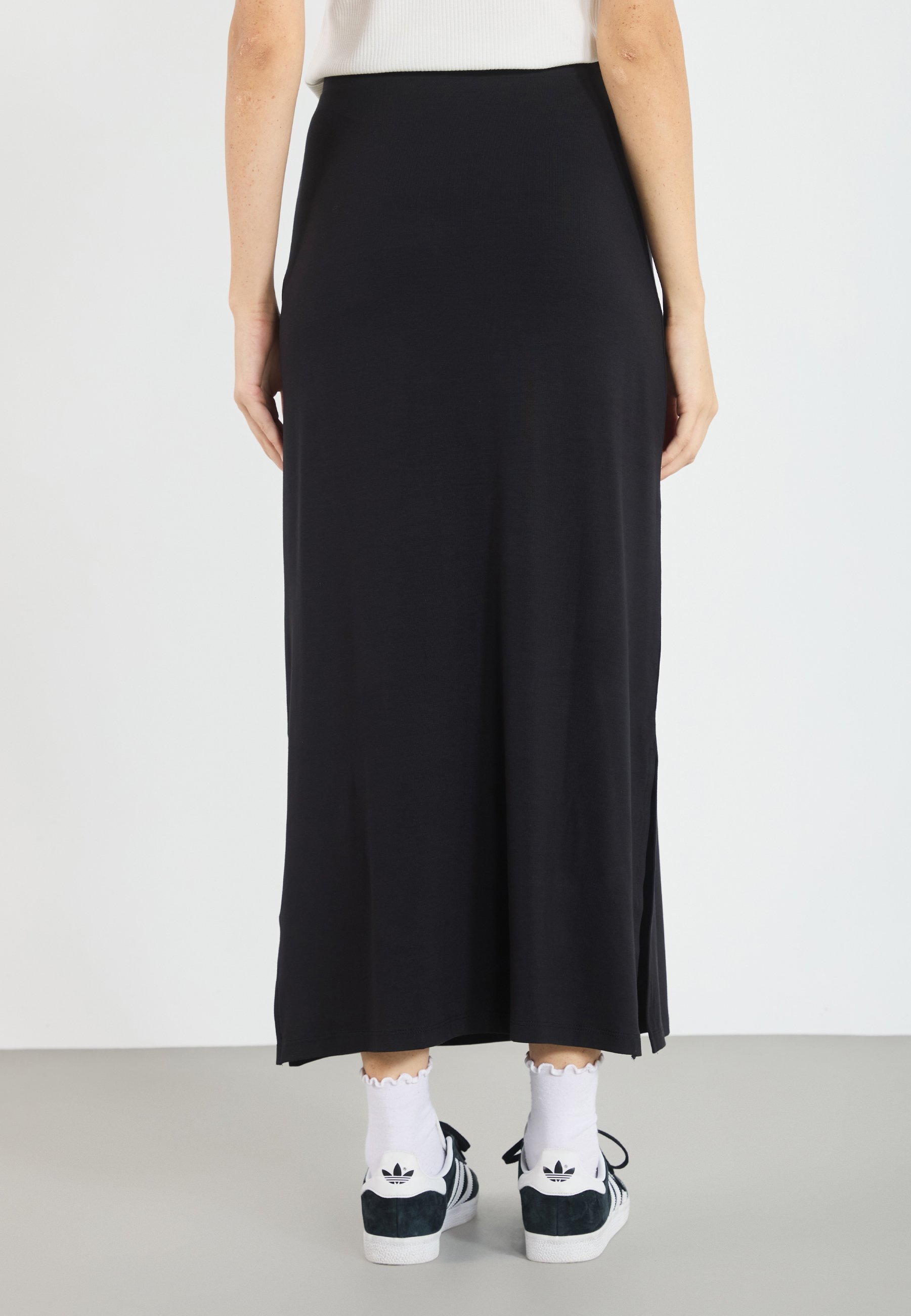 Even&Odd Maxi rok - zwart