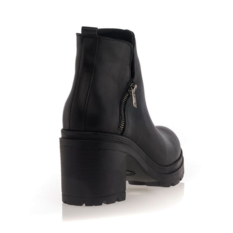 Botas negras de mujer / Botines
