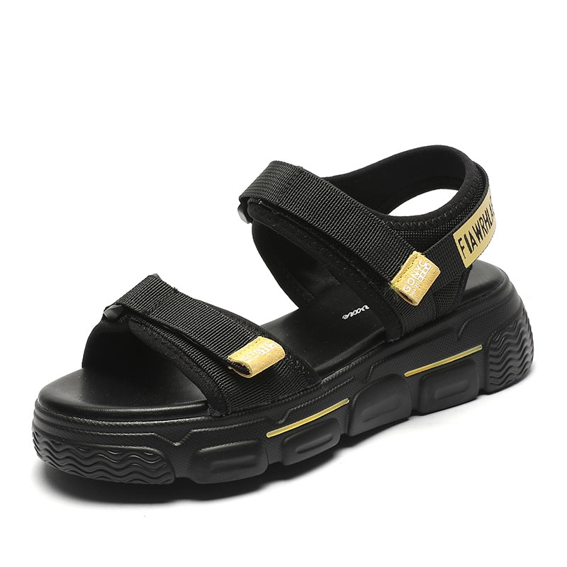 Sandales Femme Été 2021 Nouvelles Sandales Plateformes Décontractées Fille Baskets Mode Coréenne Chaussures de Plage Femme