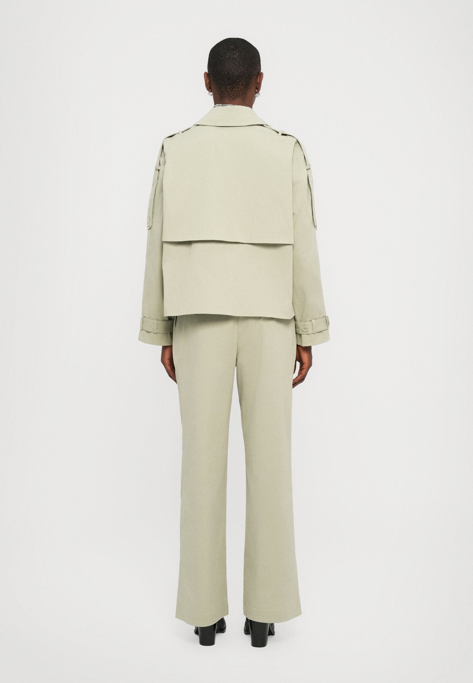 Trench-coat court YASMIN de Proenza Schouler White Label - Veste légère - Sauge