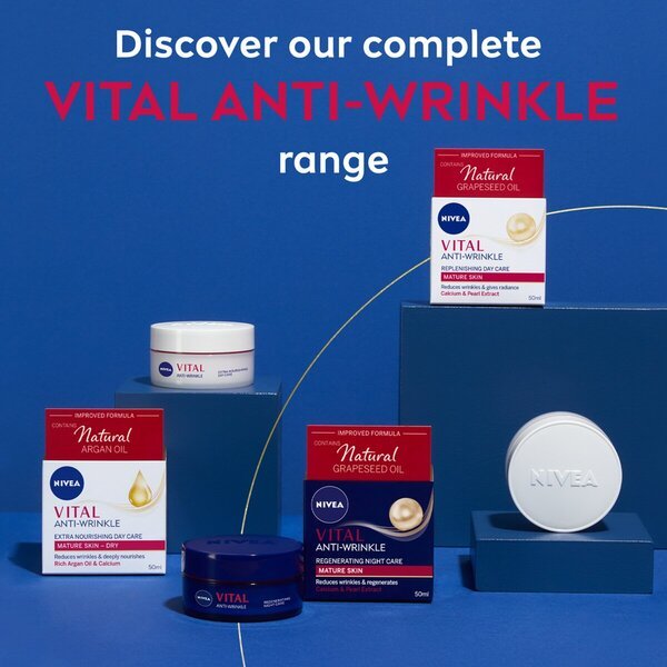 NIVEA Vital дневна крема против бора 65+ за јачање коже<br>50ml